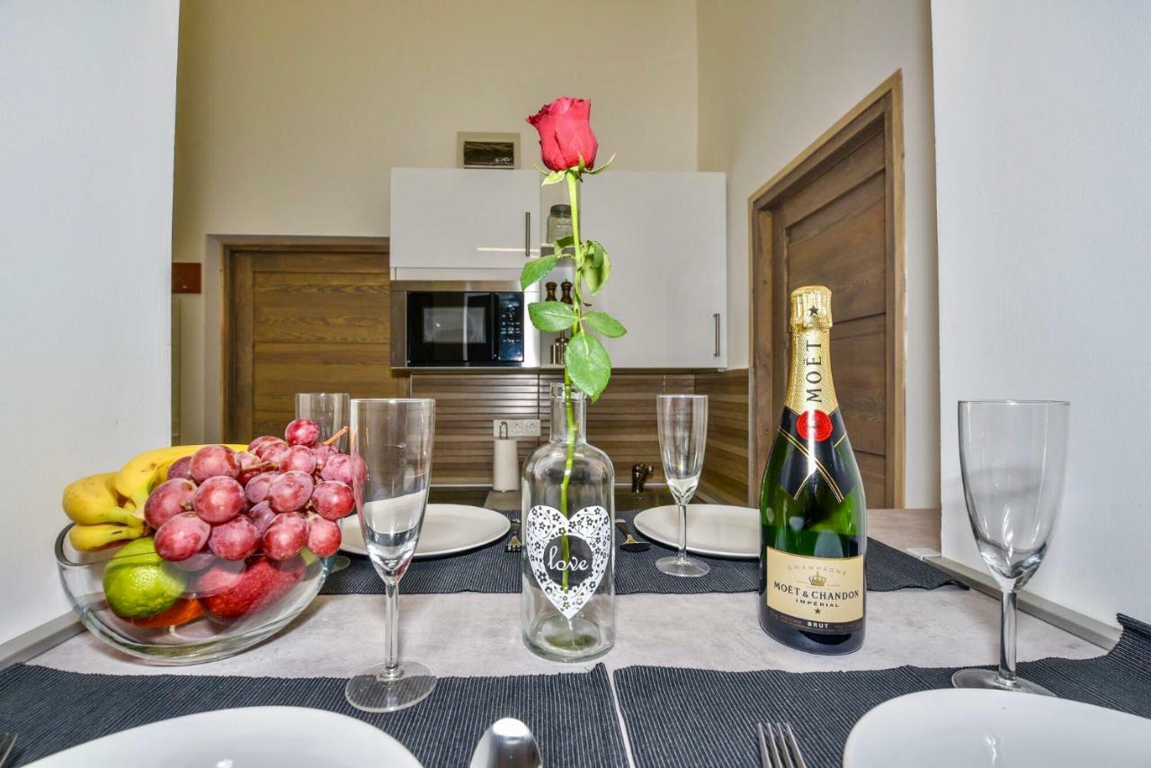 Heart Apartment With Free Private Parking Budapest Exterior foto